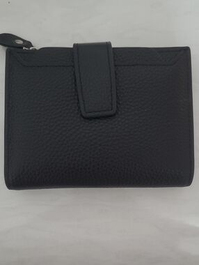 NWT Totally Amazing VEGAN LEATHER Women's Wallet - Sleek Black Compact Organing